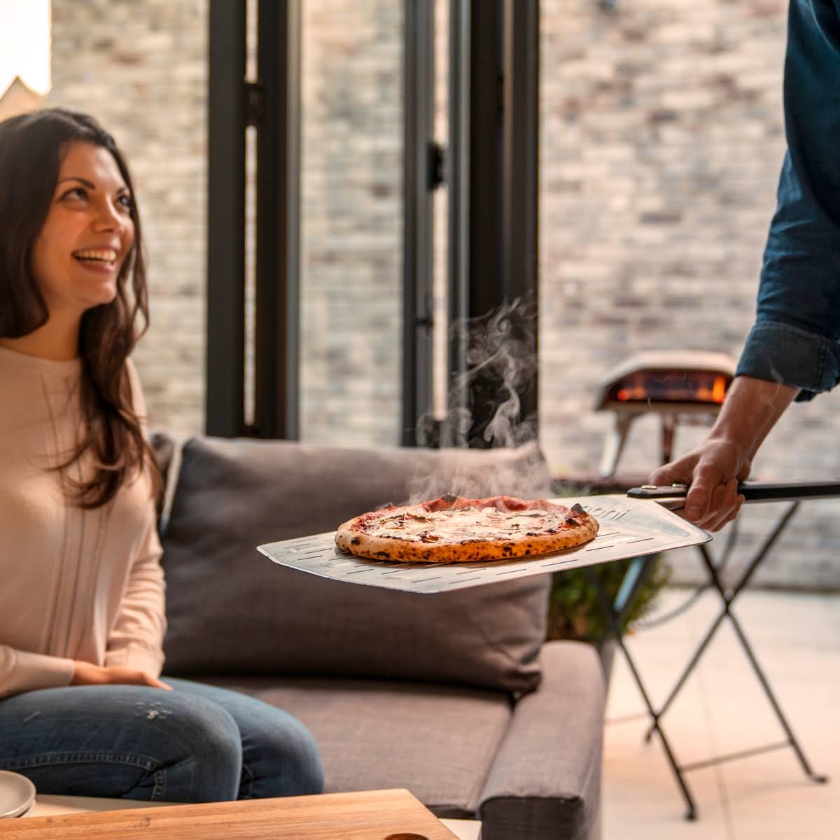 Gas-Powered Outdoor Pizza Oven R12840