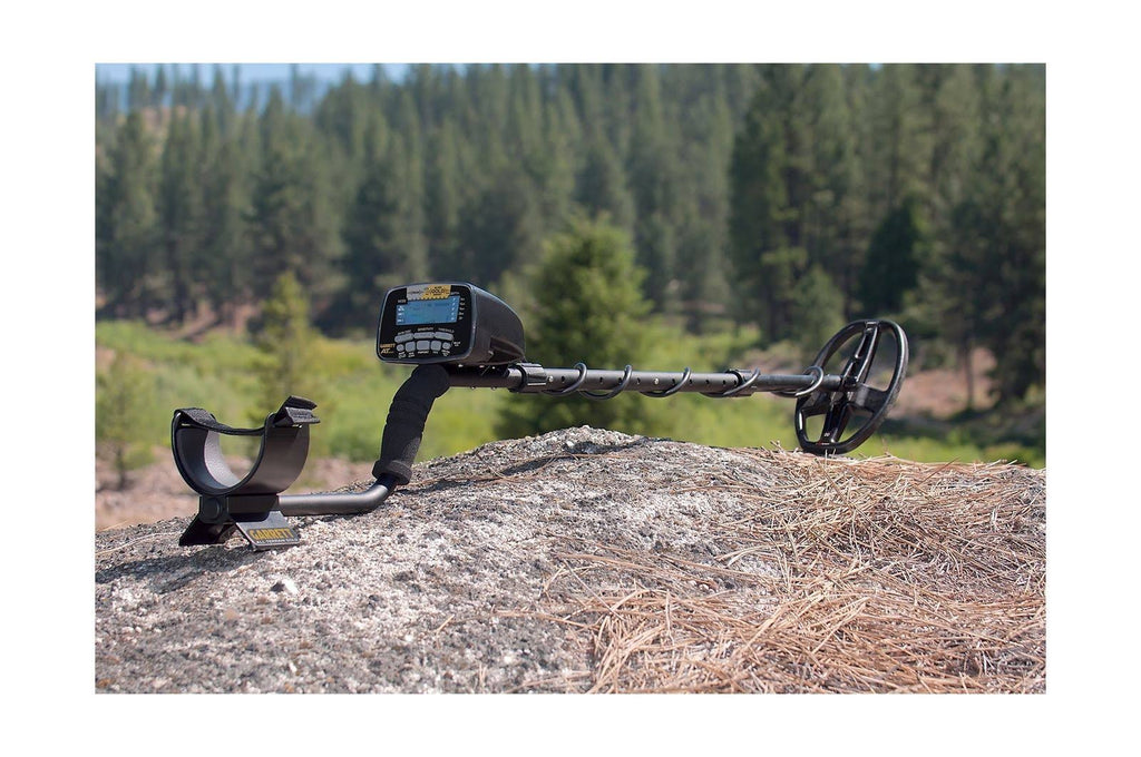 Waterproof Metal Detector with Headphones and Pinpointer C249