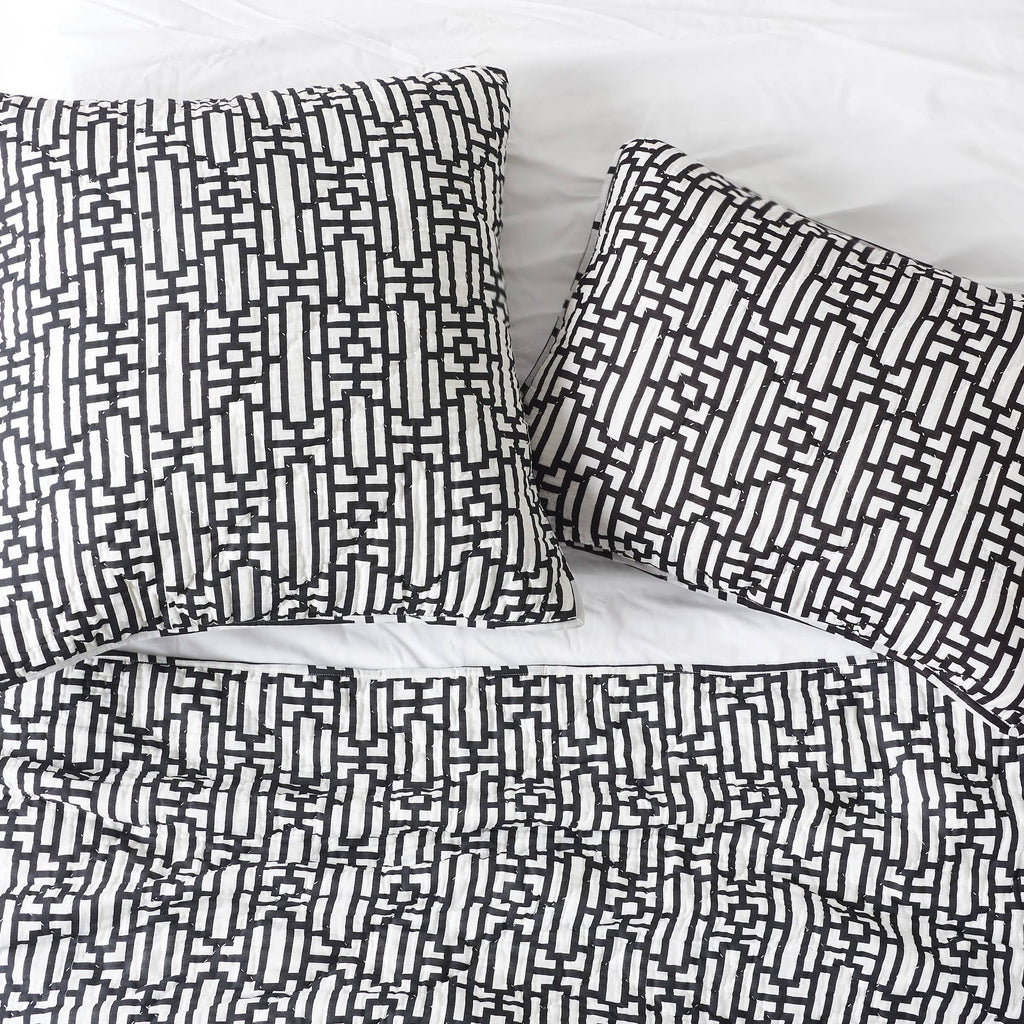 Twin Quilt I384