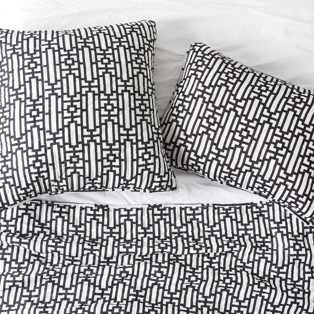 Twin Quilt I384