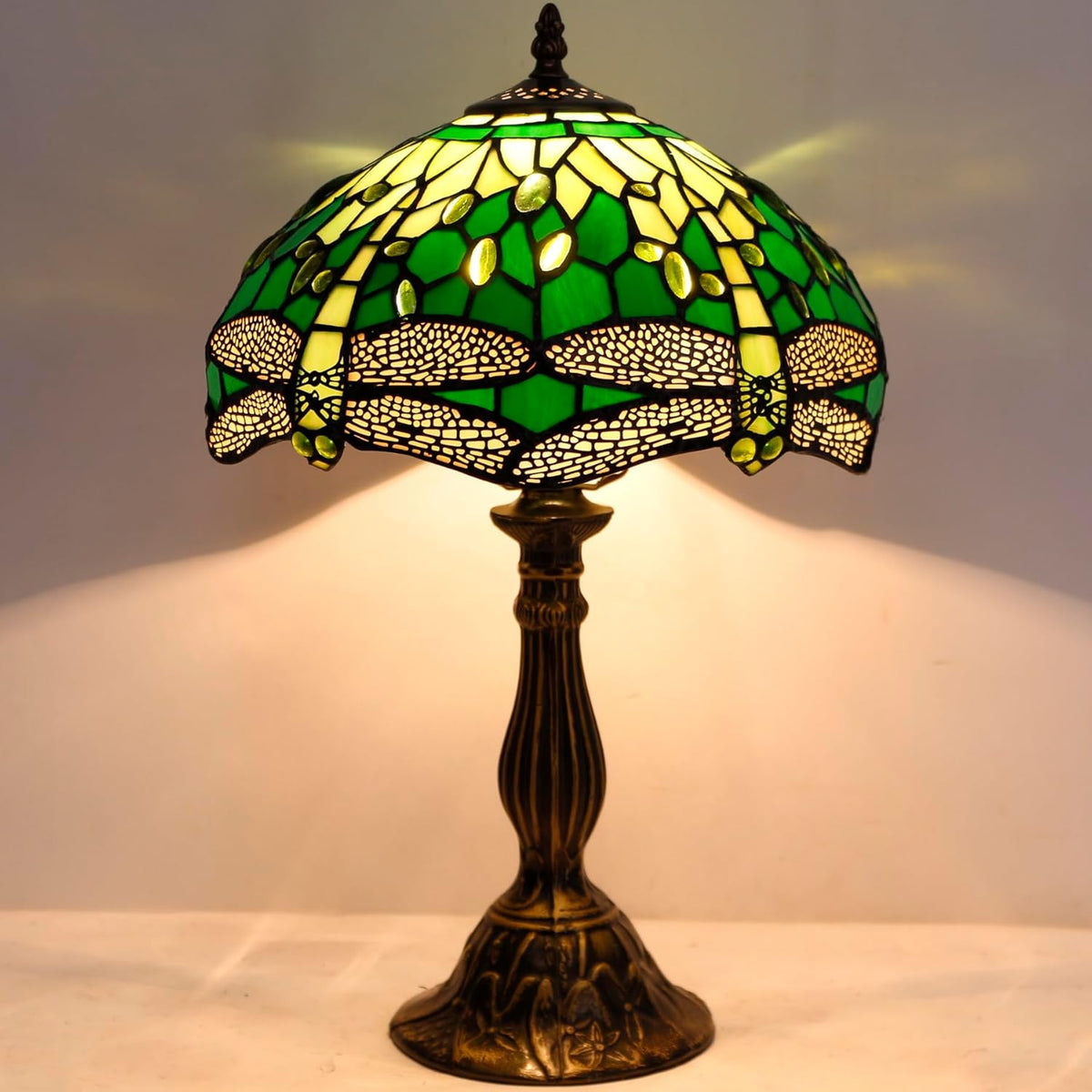 Tiffany Lamp Green Stained Glass Table Lamp 12X12X18 Inches B8977