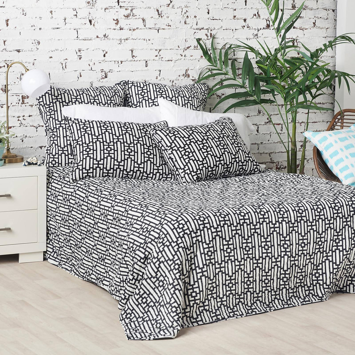 Twin Quilt I384